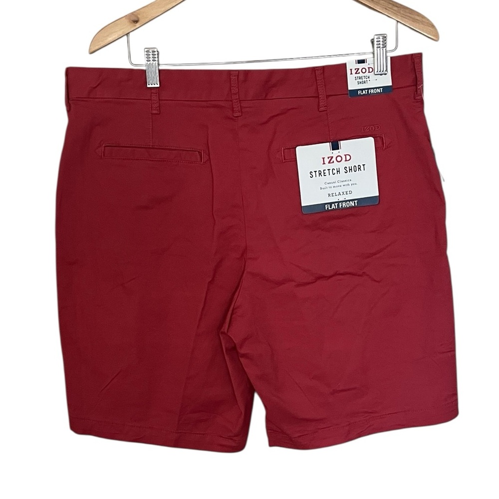 NWT🌺IZOD•Coral Red Flat Front Saltwater Stretch Shorts